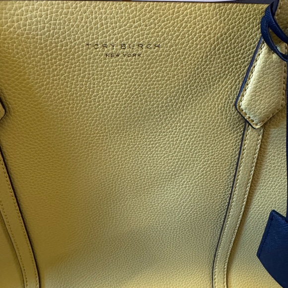 Authentic Tory Burch Triple Compartment Perry - Picture 2 of 14